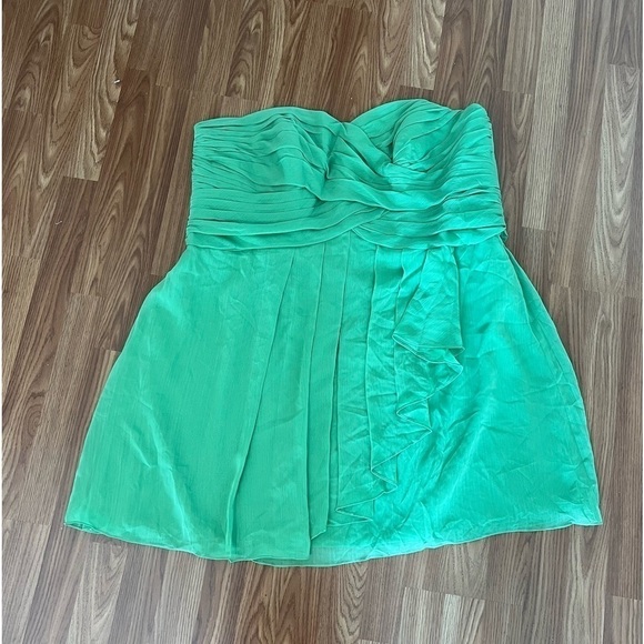 David's Bridal Clover Green Dress - Picture 3 of 16